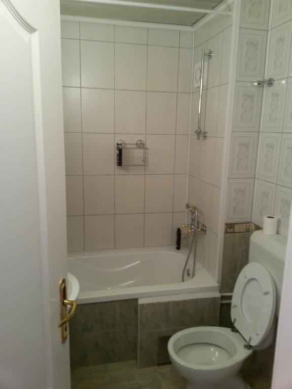 Risto'S Apartment Σκόπια Εξωτερικό φωτογραφία