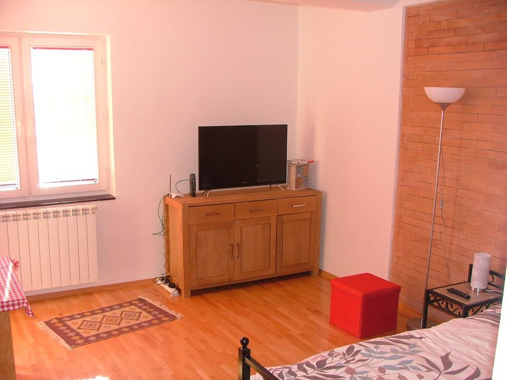Risto'S Apartment Σκόπια Εξωτερικό φωτογραφία